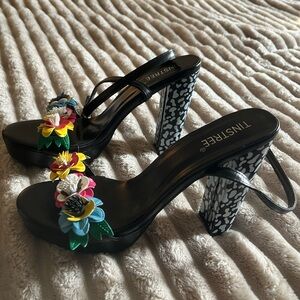 Tinstree Black Floral Platform Heels